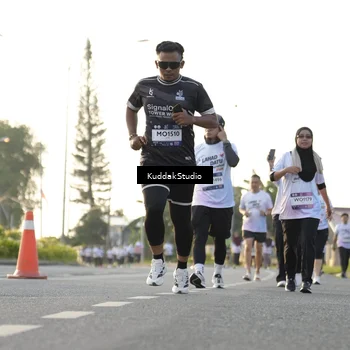 Runner Photo 7684651