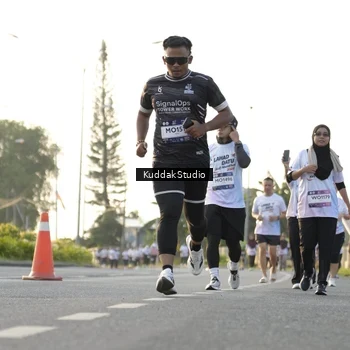 Runner Photo 7684652