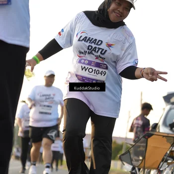 Runner Photo 7684673
