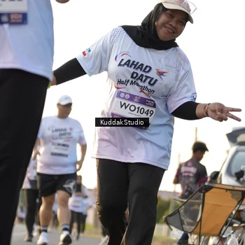 Runner Photo 7684675