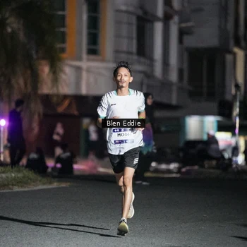 Runner Photo 7684689
