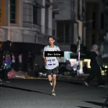 Runner Photo 7684757