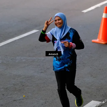 Runner Photo 7684779