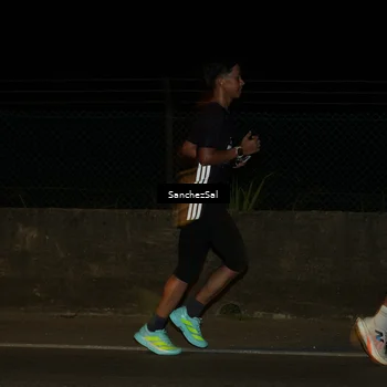 Runner Photo 7684806