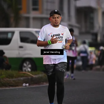 Runner Photo 7684822
