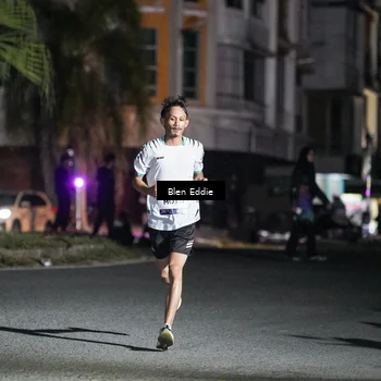 Runner Photo 7684839