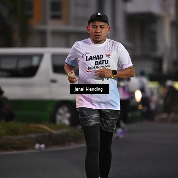 Runner Photo 7684872