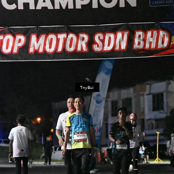 Runner Photo 7684882