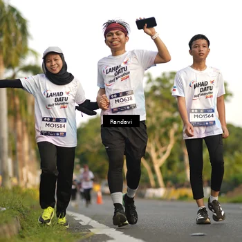 Runner Photo 7684890