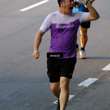 Runner Photo 7684892