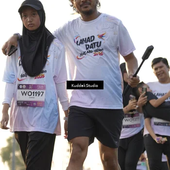 Runner Photo 7684895