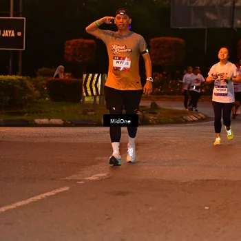 Runner Photo 7684913