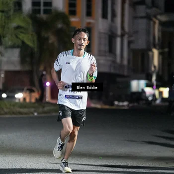 Runner Photo 7684958