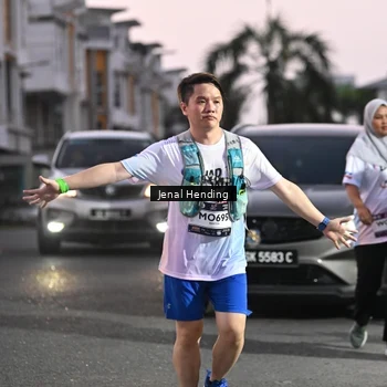 Runner Photo 7684962