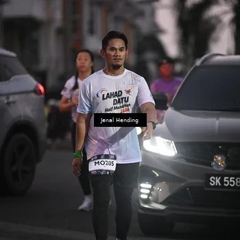 Runner Photo 7684972