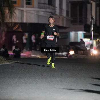 Runner Photo 7685009
