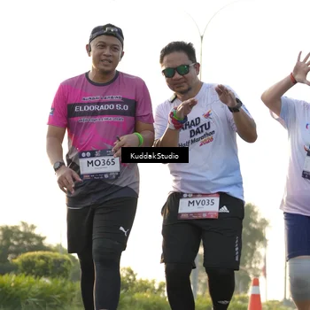 Runner Photo 7685012