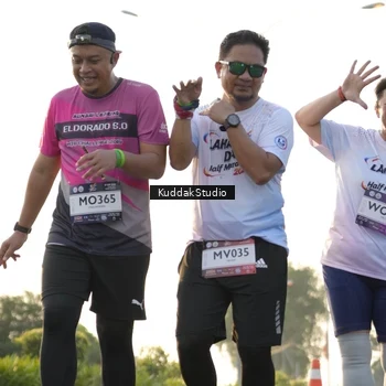Runner Photo 7685013