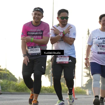 Runner Photo 7685022
