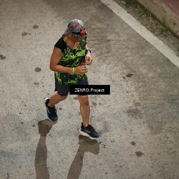 Runner Photo 7685024