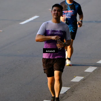 Runner Photo 7685030