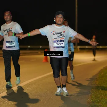Runner Photo 7685052