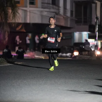 Runner Photo 7685058