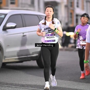 Runner Photo 7685071