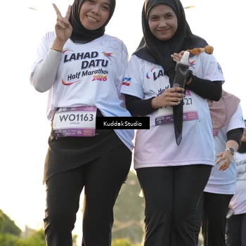 Runner Photo 7685091