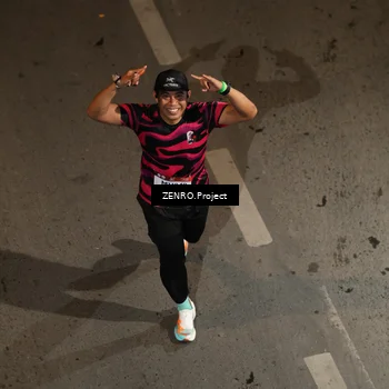 Runner Photo 7685108