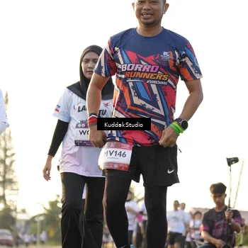 Runner Photo 7685110