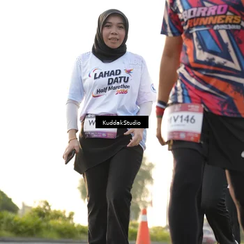 Runner Photo 7685113