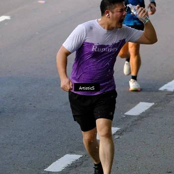 Runner Photo 7685128