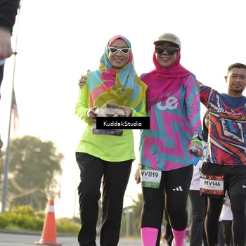 Runner Photo 7685133