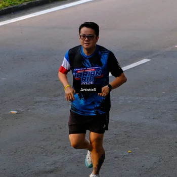 Runner Photo 7685136