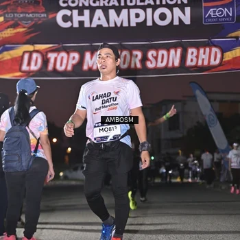 Runner Photo 7685142
