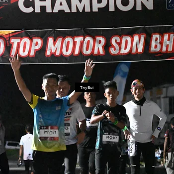 Runner Photo 7685148