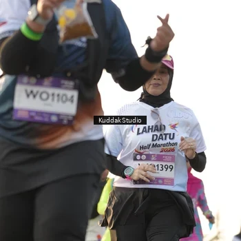 Runner Photo 7685157