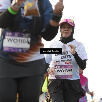 Runner Photo 7685158