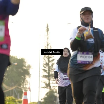 Runner Photo 7685169