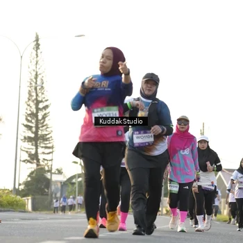 Runner Photo 7685180