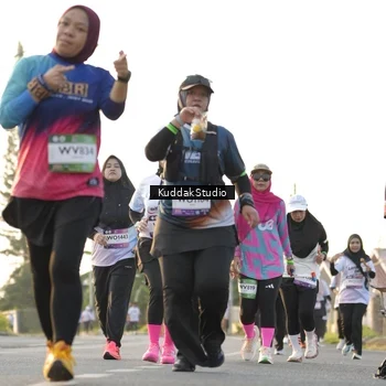Runner Photo 7685181