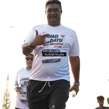 Runner Photo 7685192