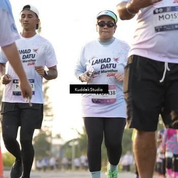 Runner Photo 7685197
