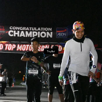 Runner Photo 7685200