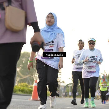 Runner Photo 7685202