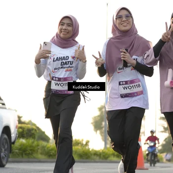 Runner Photo 7685215