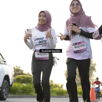 Runner Photo 7685217