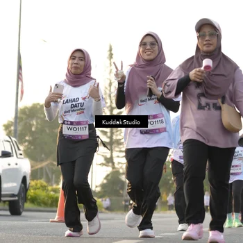 Runner Photo 7685222