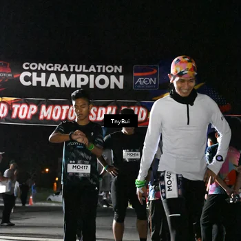 Runner Photo 7685223